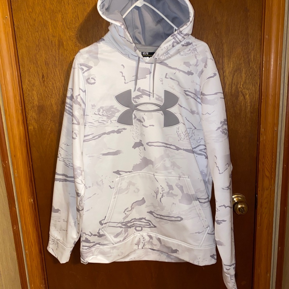 White Under Armour  hoodie